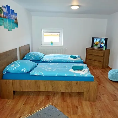 Apartment Na Odborarov