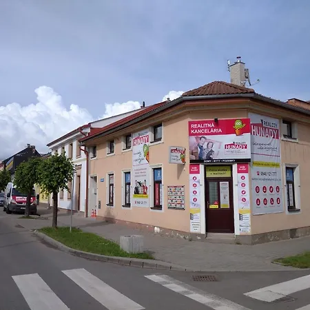 Na Odborarov 아파트 Spišská Nová Ves