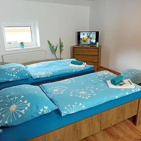 Na Odborarov 아파트 *